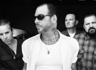 Social Distortion